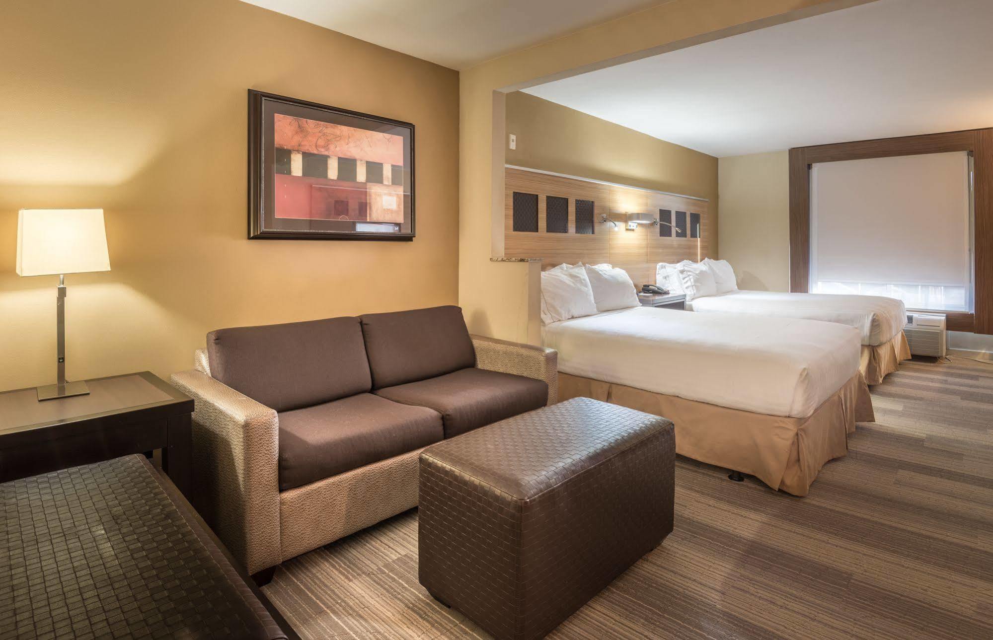 Holiday Inn Express Hotel & Suites Plano West - Frisco By Ihg Exteriör bild