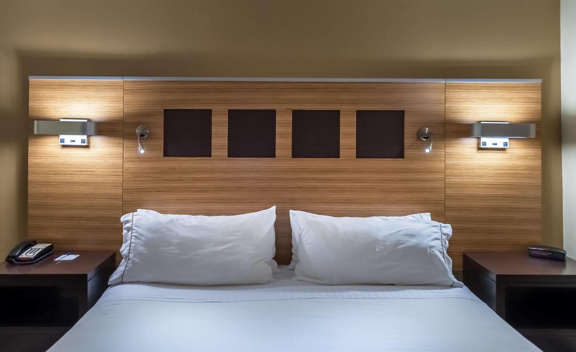 Holiday Inn Express Hotel & Suites Plano West - Frisco By Ihg Exteriör bild