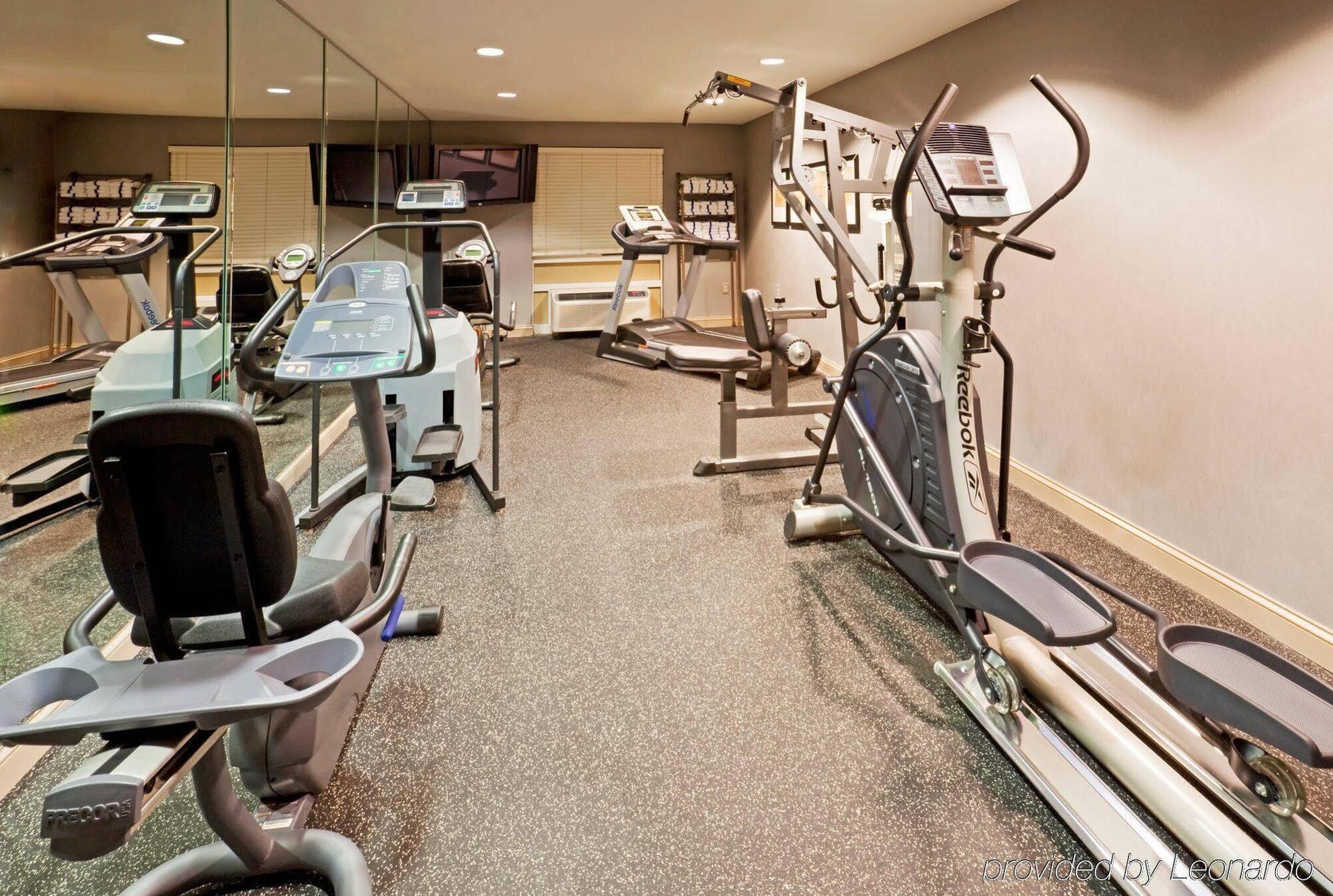Holiday Inn Express Hotel & Suites Plano West - Frisco By Ihg Exteriör bild